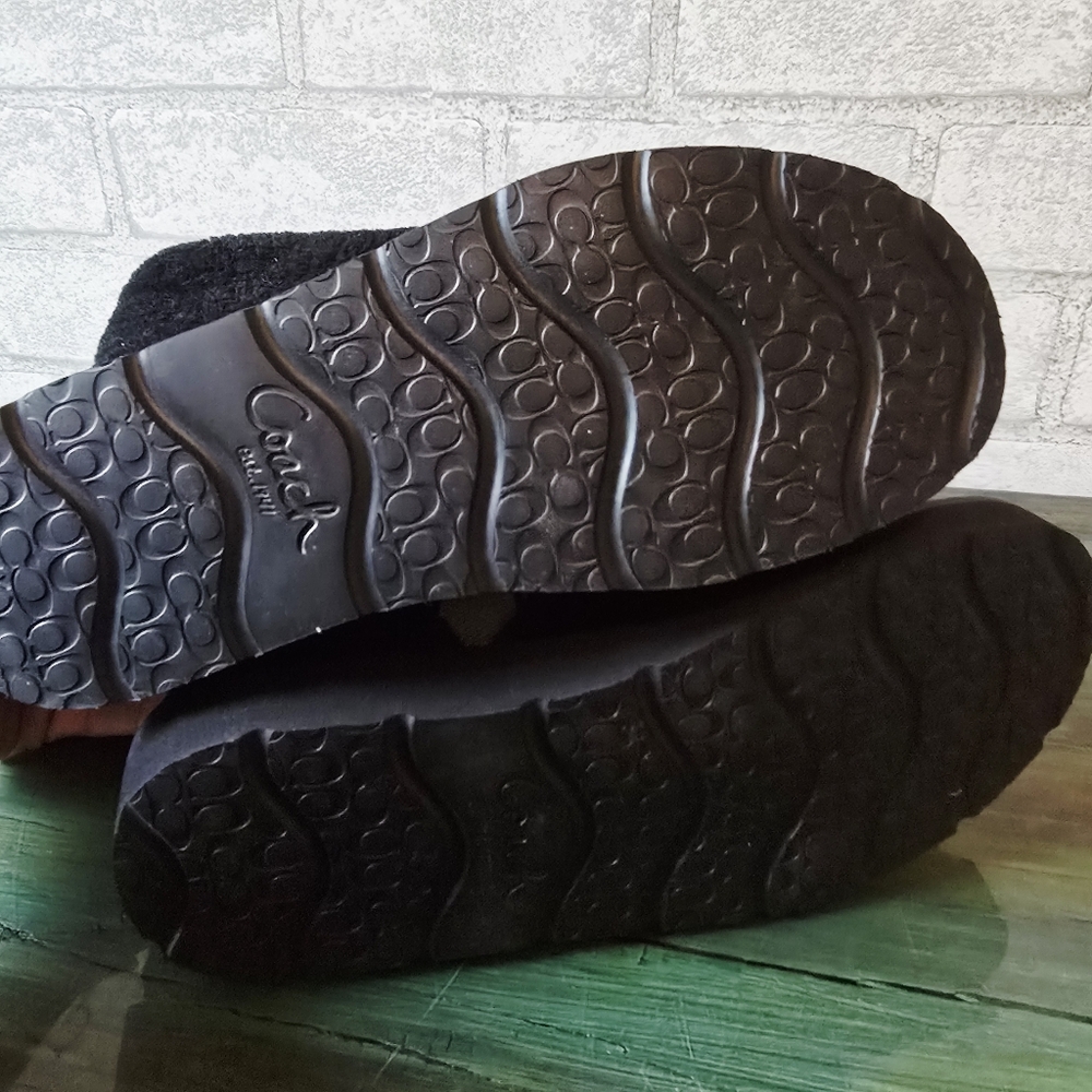 Coach‎ Signature Boot - Picture 6 of 9